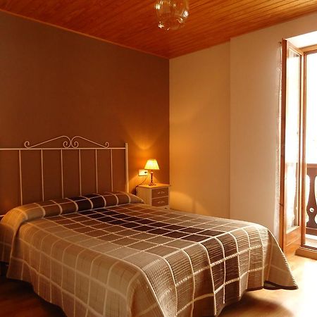 Apartaments La Llucana Барруера Екстер'єр фото