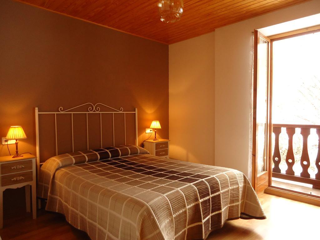 Apartaments La Llucana Барруера Екстер'єр фото